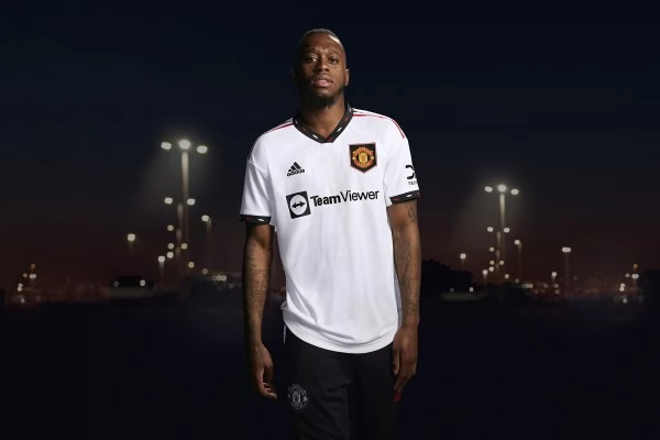 Maillot de Foot Manchester United B.Fernandes 8 Tenue Extérieur 2022/23